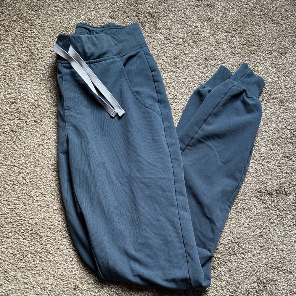 FIGS XS Tall Joggers Dark Harbor